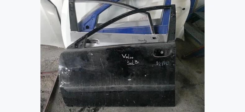 Volvo Sol Ön Kapı