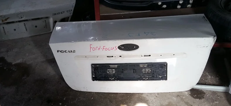 Ford Facus Bagaj Kapağı