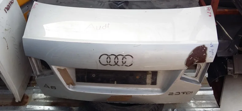 Audi A6 Bagaj Kapak