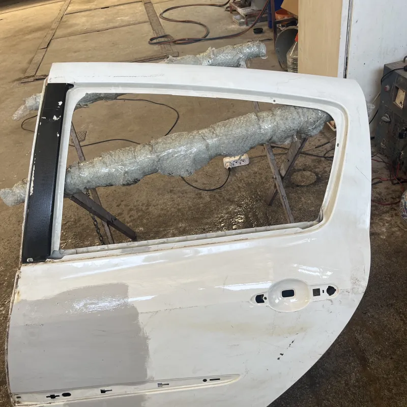Clio 3 sol arka kapı